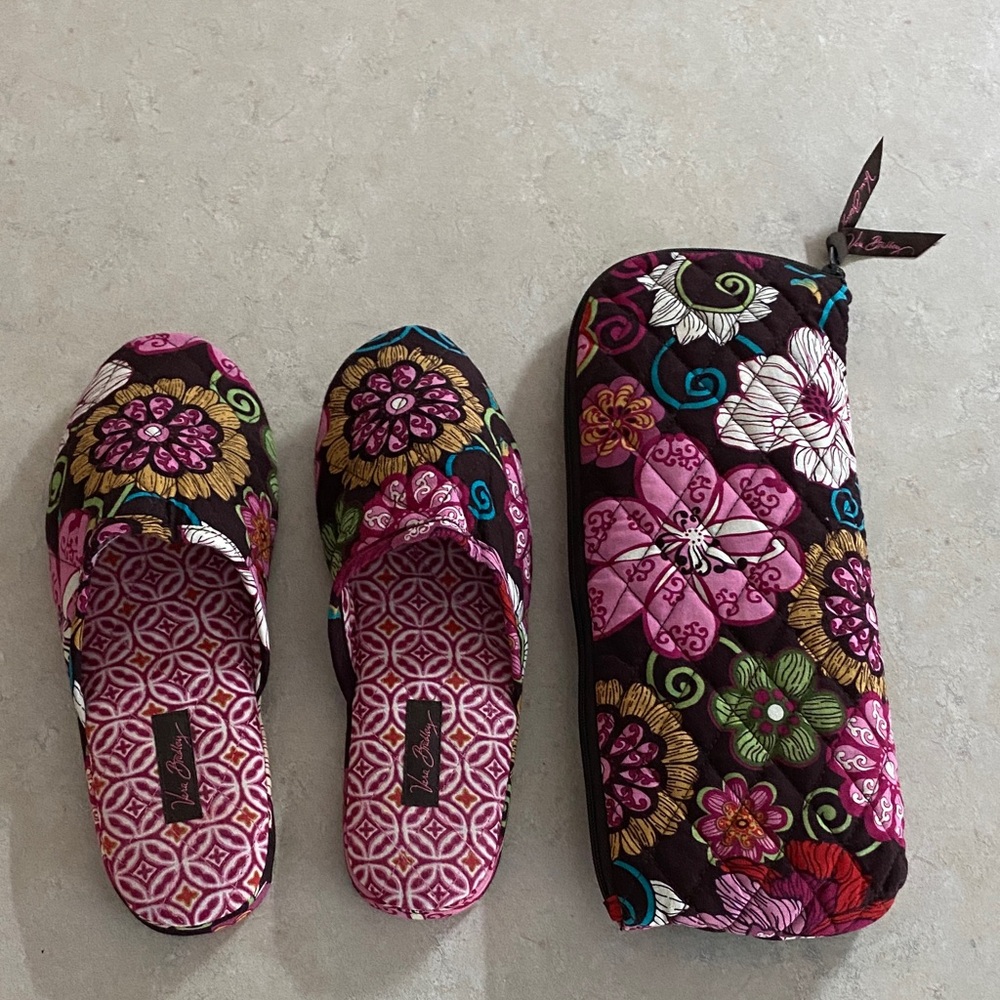Vera Bradley Brown Pink Floral Slip-On Mule Travel Slippers with Pouch S 5-6